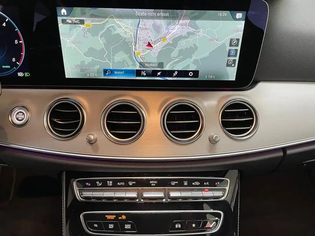 Mercedes-Benz E 220 MBUX Avantgarde - Thumbnail 13