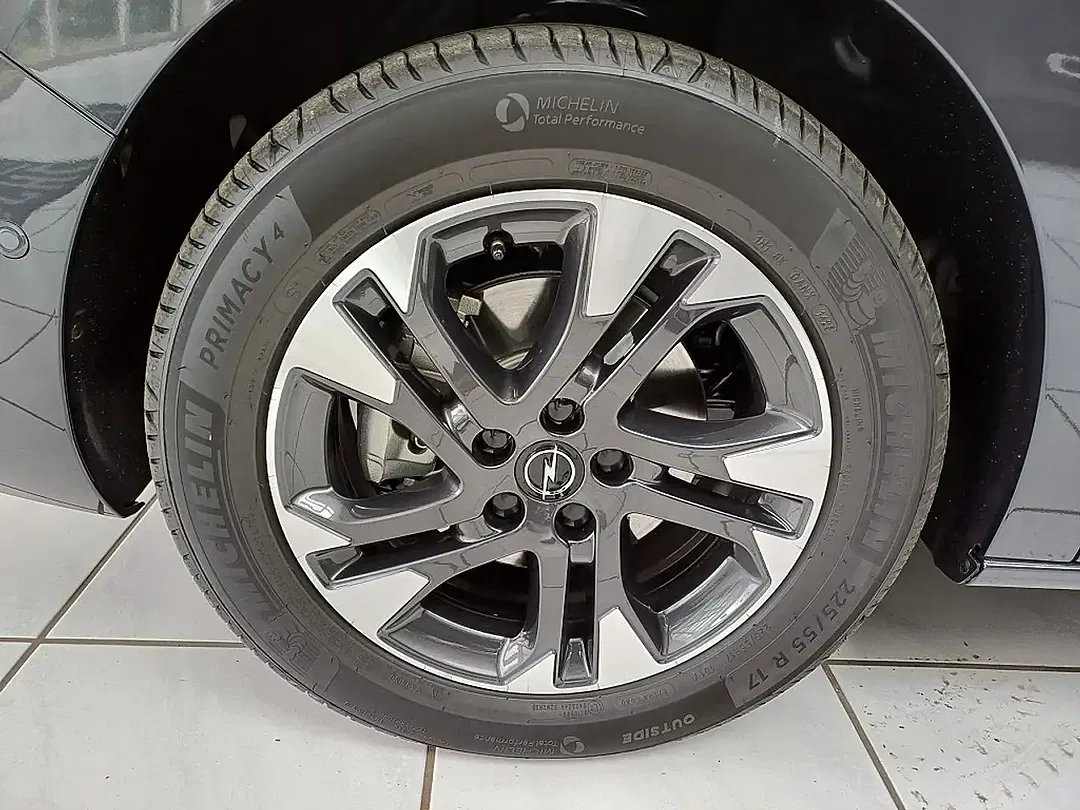 Opel Zafira 2.0 AUT GS - Thumbnail 4