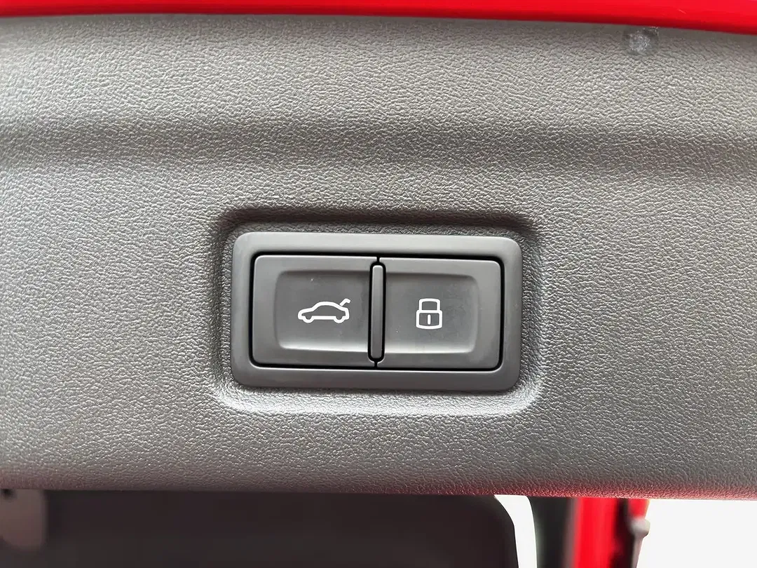 Audi SQ6 e-tron Matrix LED - Thumbnail 12