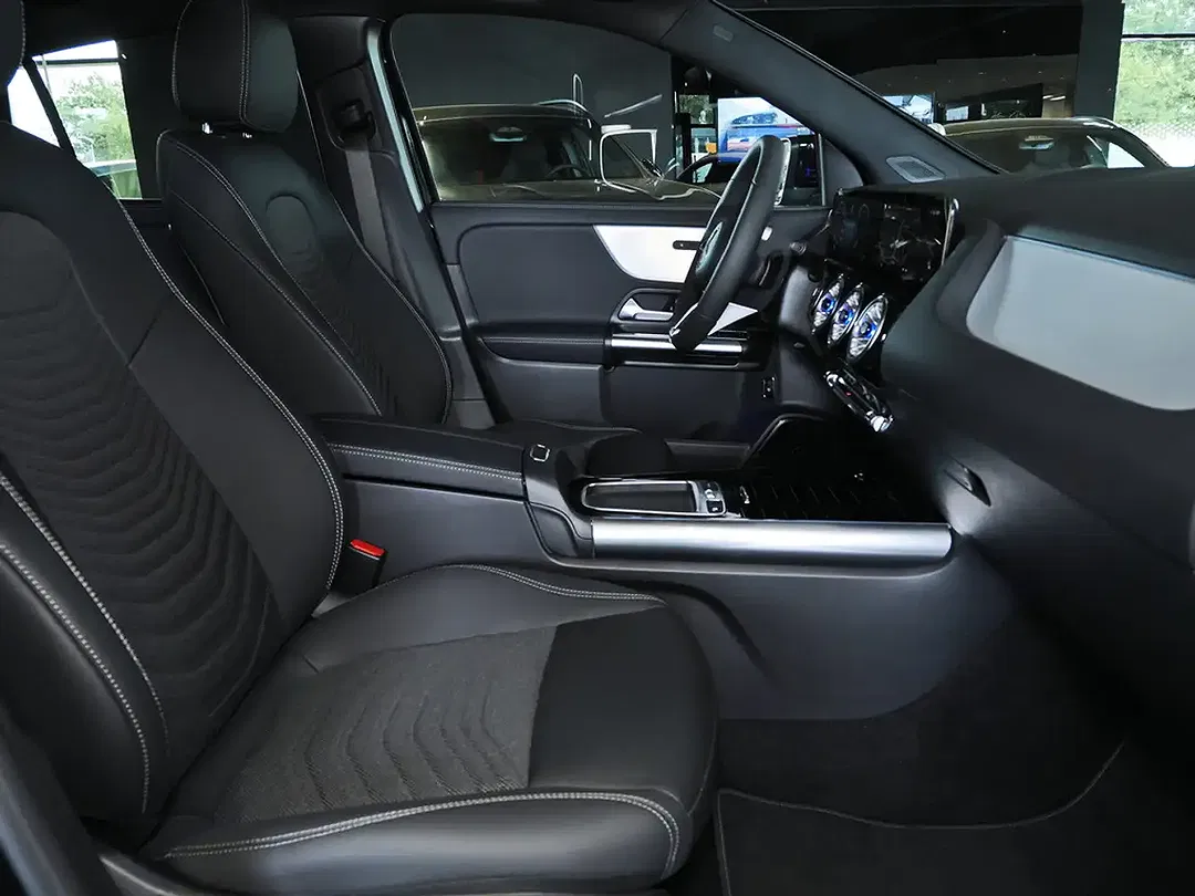 Mercedes-Benz GLA 180 Progressive Night - Thumbnail 10