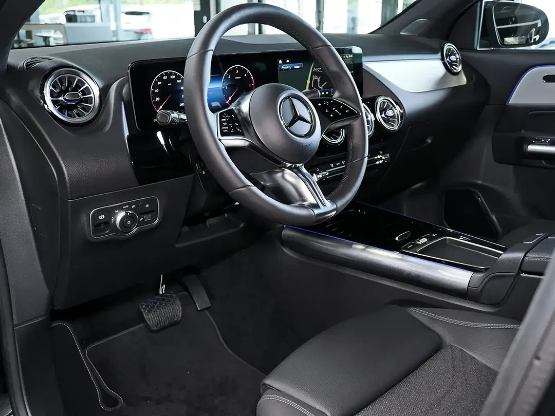 Mercedes-Benz GLA 180 Progressive Night - Thumbnail 6