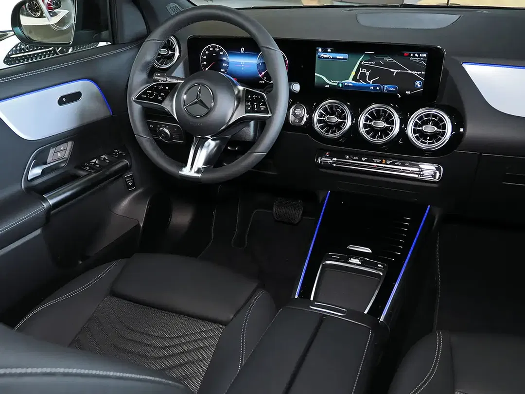 Mercedes-Benz GLA 180 Progressive Night - Thumbnail 8