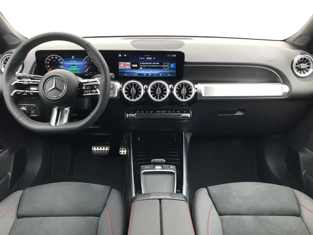 Mercedes-Benz GLB 200 Night - Thumbnail 4