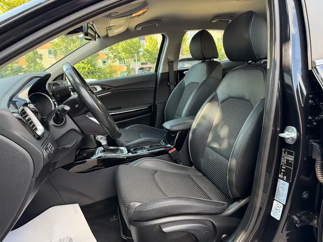 Kia XCeed 1.5 T-GDI Spirit - Thumbnail 9