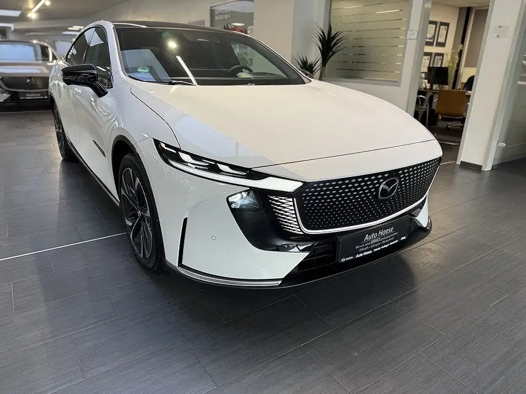 Mazda 6e EV Takumi - foto 1