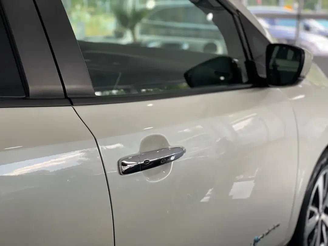 Nissan Leaf N-Connecta - Thumbnail 8