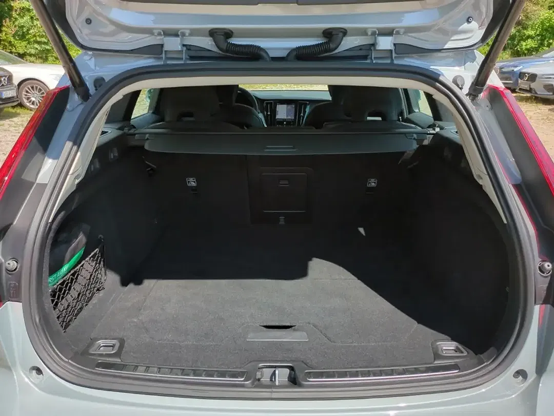 Volvo V60 Cross Country AWD Plus - Thumbnail 14