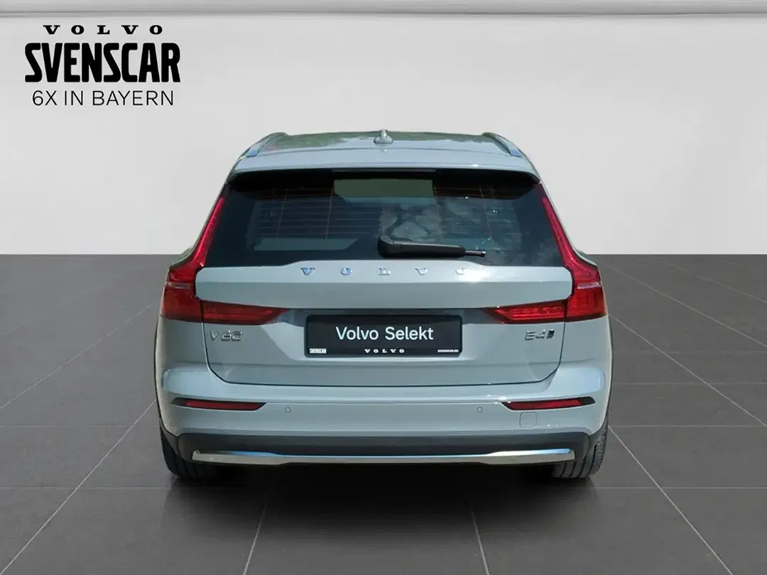 Volvo V60 Cross Country AWD Plus - Thumbnail 4