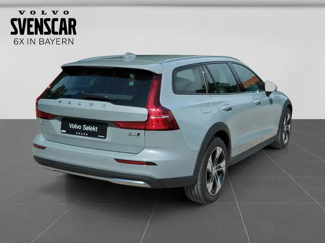 Volvo V60 Cross Country AWD Plus - Thumbnail 5