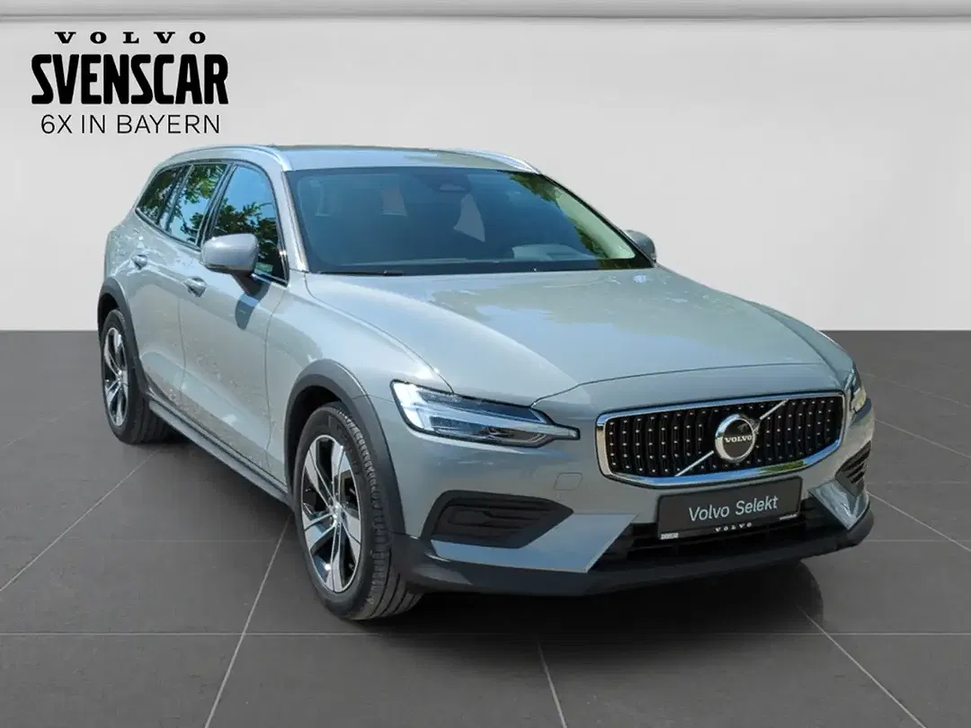 Volvo V60 Cross Country AWD Plus - Thumbnail 7