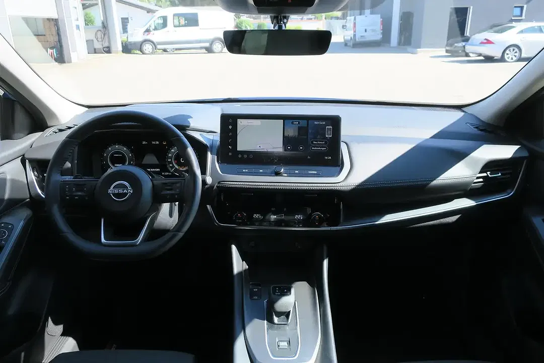 Nissan Qashqai 1.3 DIG-T MHEV Xtronic N-Connecta - Thumbnail 10