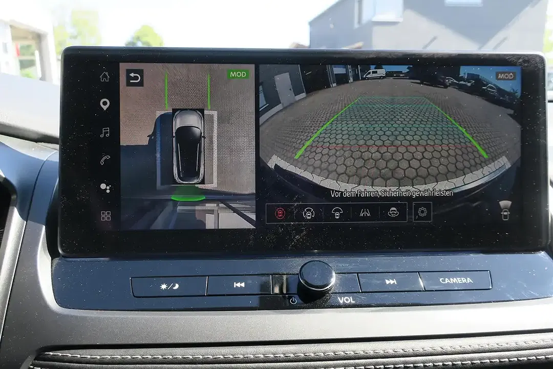 Nissan Qashqai 1.3 DIG-T MHEV Xtronic N-Connecta - Thumbnail 13