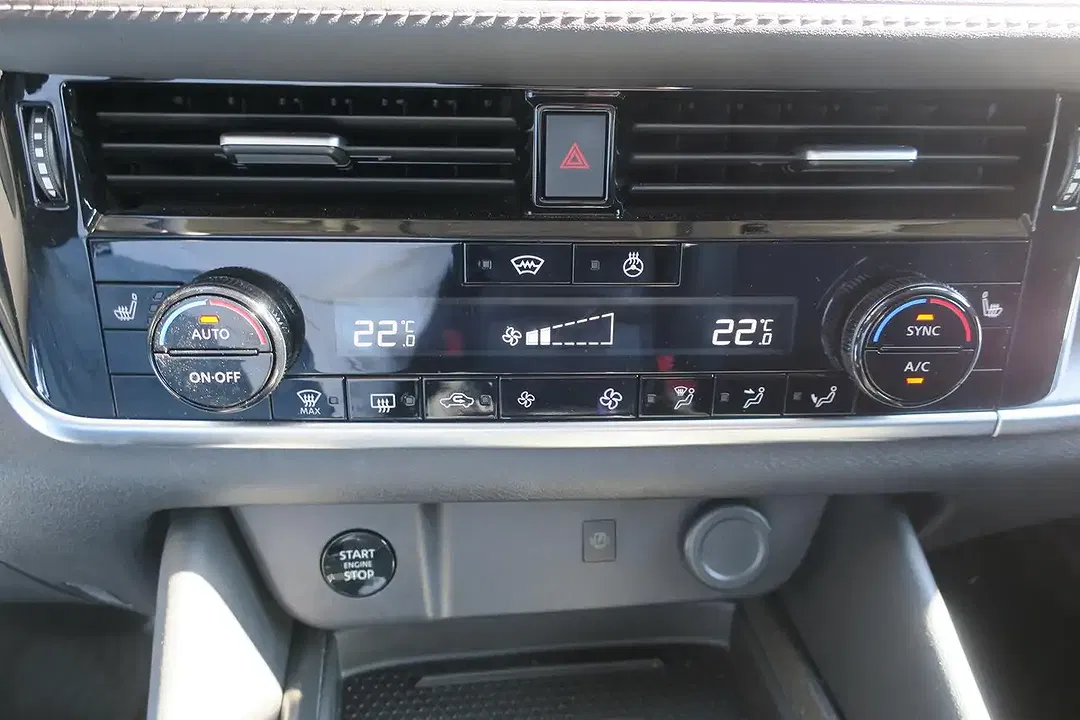 Nissan Qashqai 1.3 DIG-T MHEV Xtronic N-Connecta - foto 14
