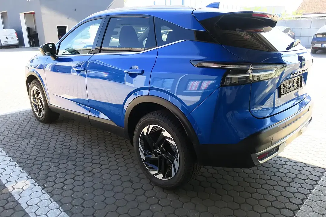 Nissan Qashqai 1.3 DIG-T MHEV Xtronic N-Connecta - Thumbnail 6