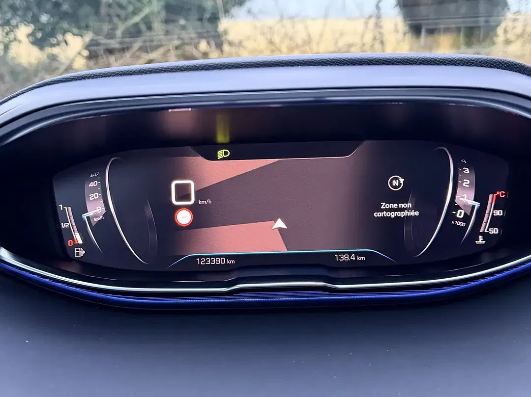 Peugeot 3008 GT Line - Thumbnail 9