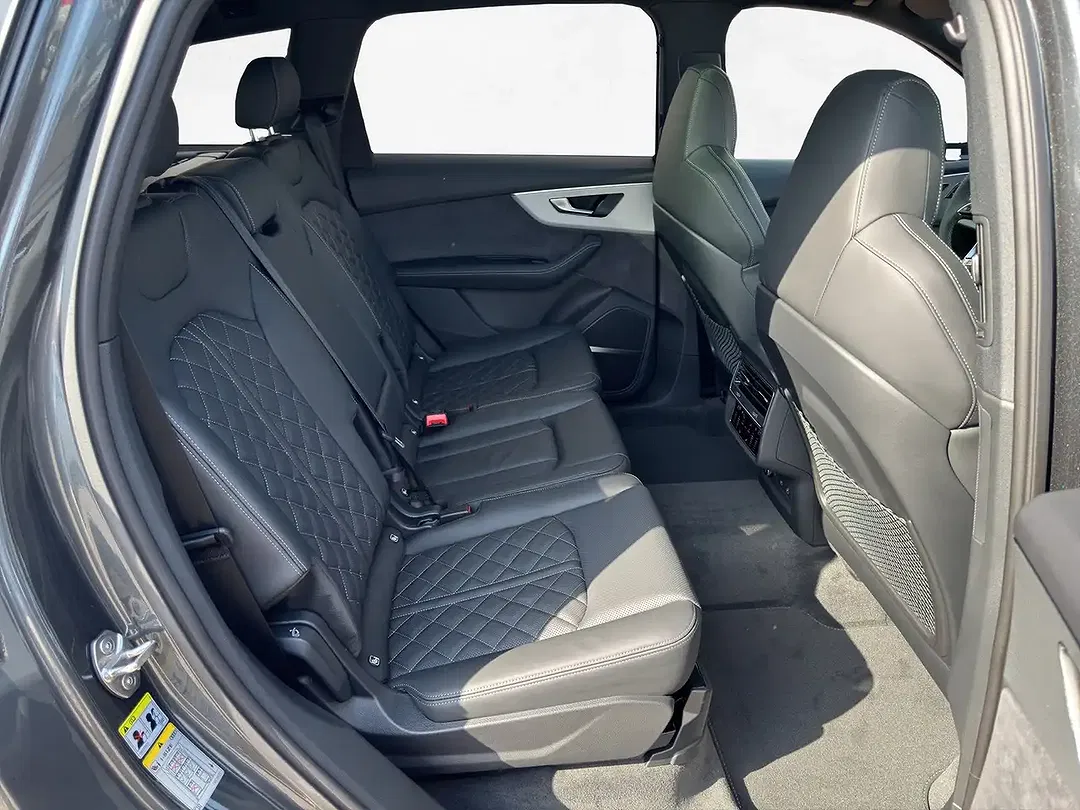 Audi Q7 TDI quattro S line - Thumbnail 9