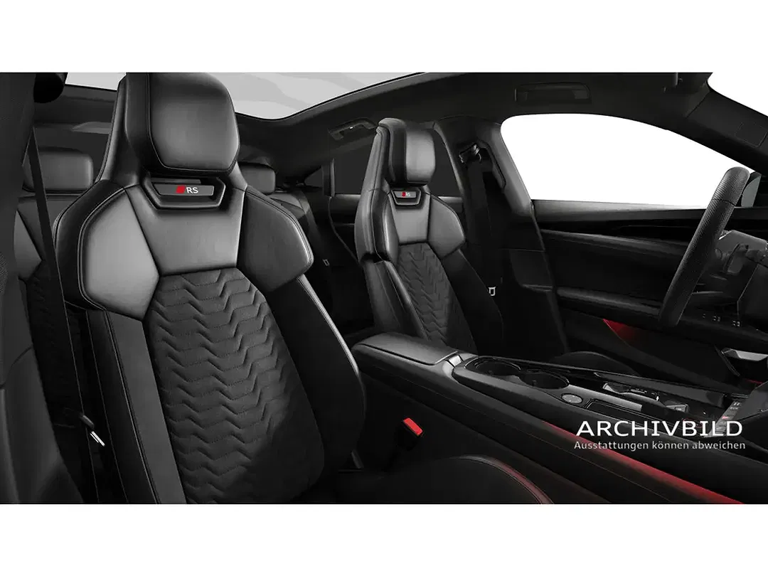 Audi e-tron GT quattro RS - Thumbnail 6