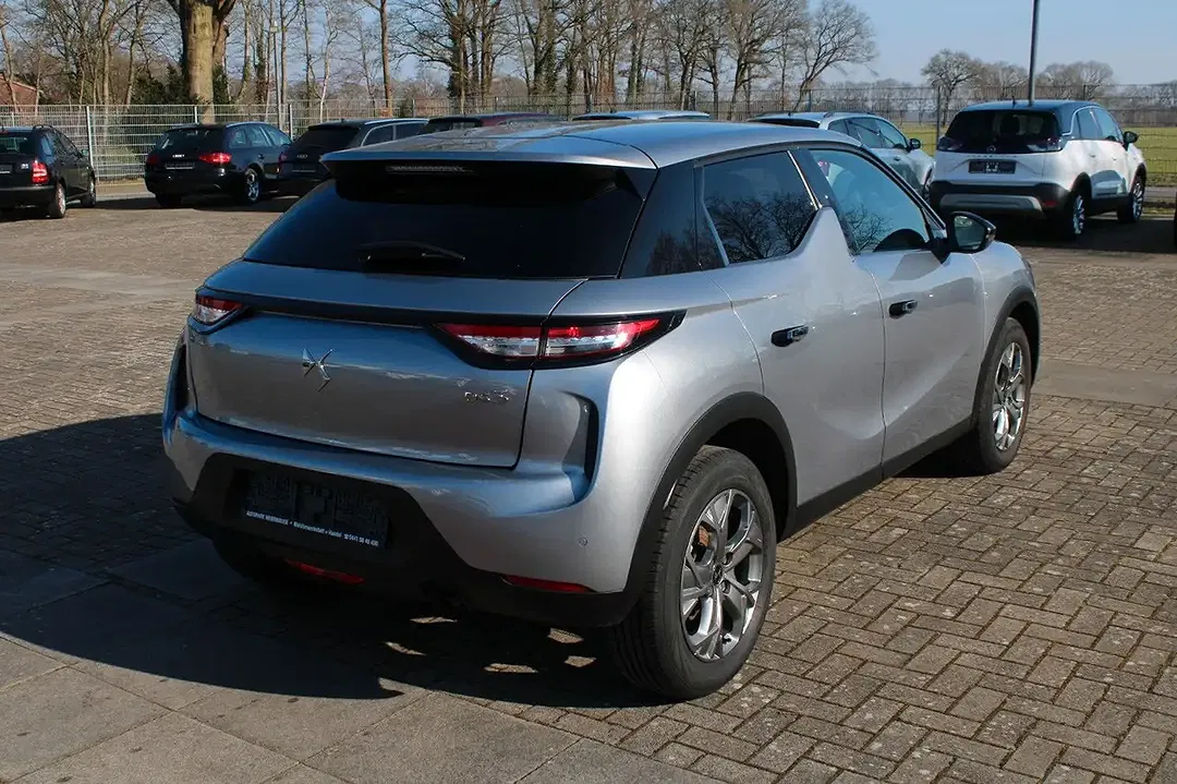 DS Automobiles DS 3 Crossback - Thumbnail 4