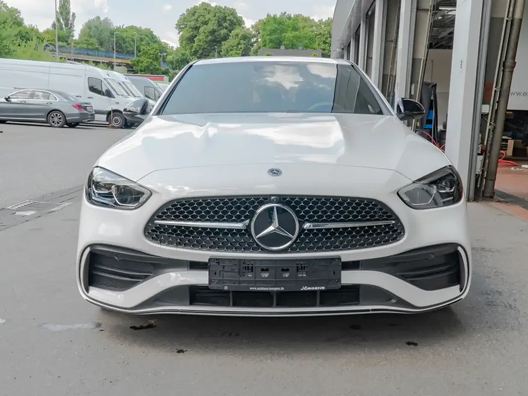 Mercedes-Benz C 180 Night - foto 2