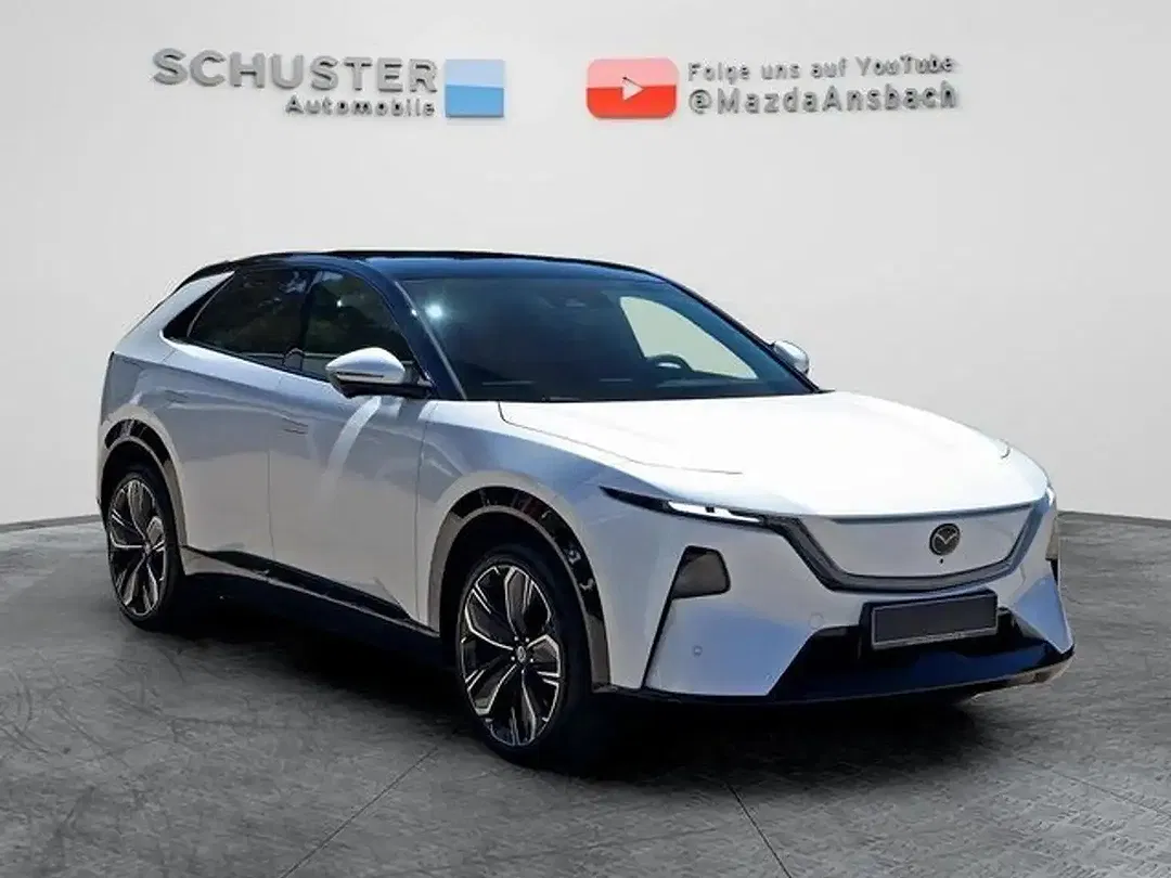Mazda CX-6e Takumi - Thumbnail 6
