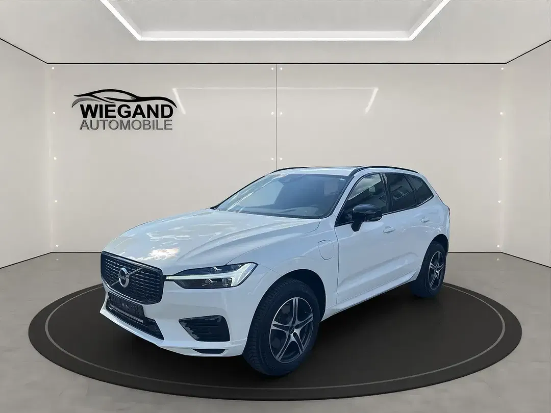 Volvo XC60 PHEV Hybrid Recharge R-Design Expression - Thumbnail 1