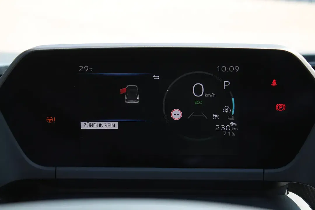 Subaru Solterra Platinum - Thumbnail 9