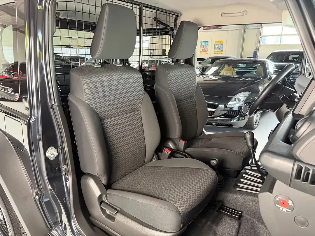 Suzuki Jimny 1.5 AllGrip Comfort - Thumbnail 13