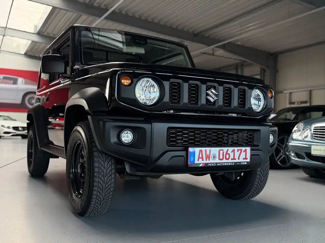 Suzuki Jimny 1.5 AllGrip Comfort - foto 2