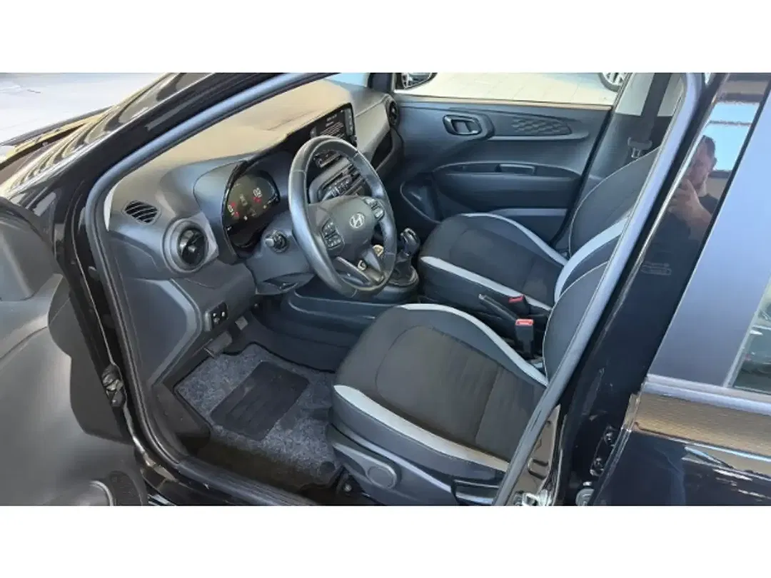 Hyundai i10 Trend - Thumbnail 8