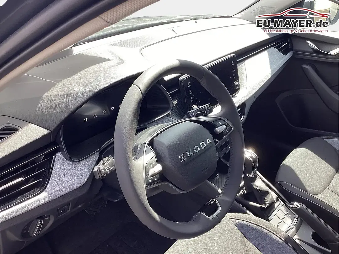 Skoda Kamiq Plus - Thumbnail 8