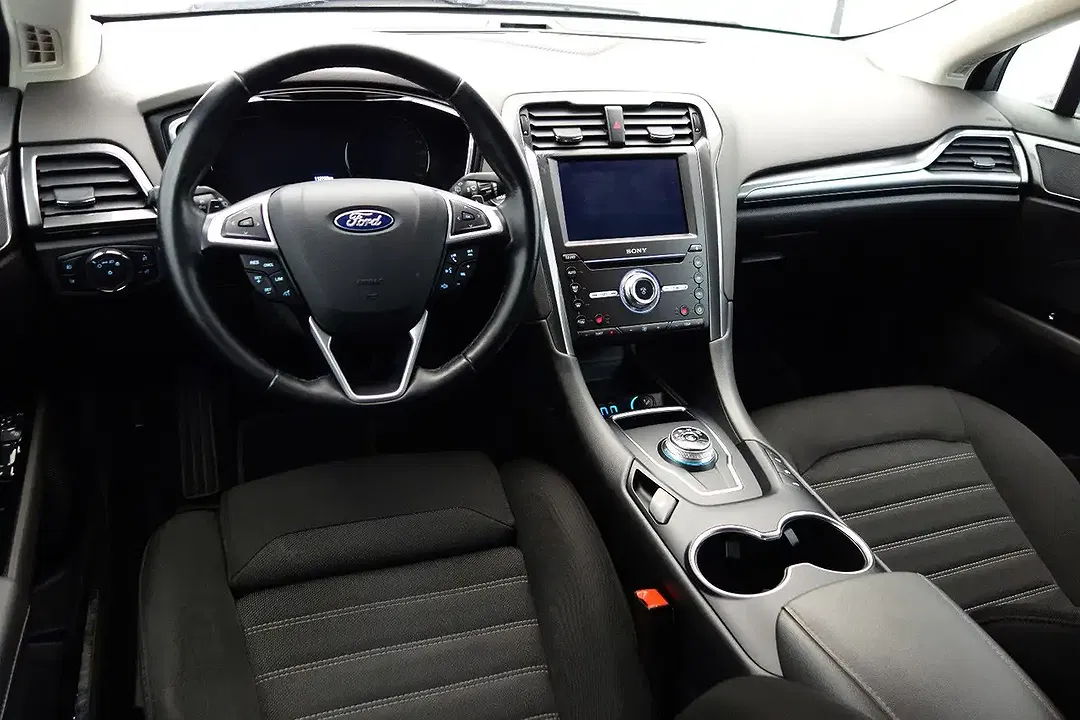 Ford Mondeo AUT Titanium - Thumbnail 16
