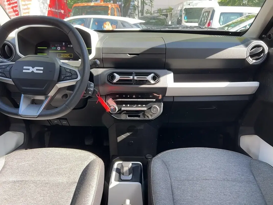Dacia Spring EV Essential - Thumbnail 11