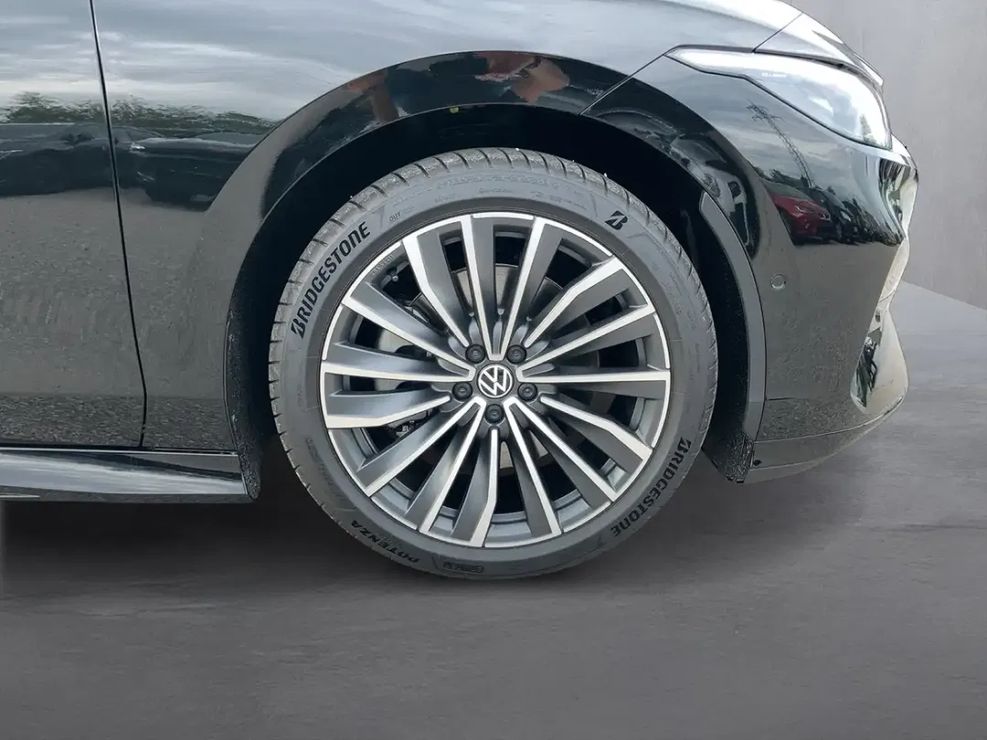 Volkswagen ID.7 Pro S Business - Thumbnail 9