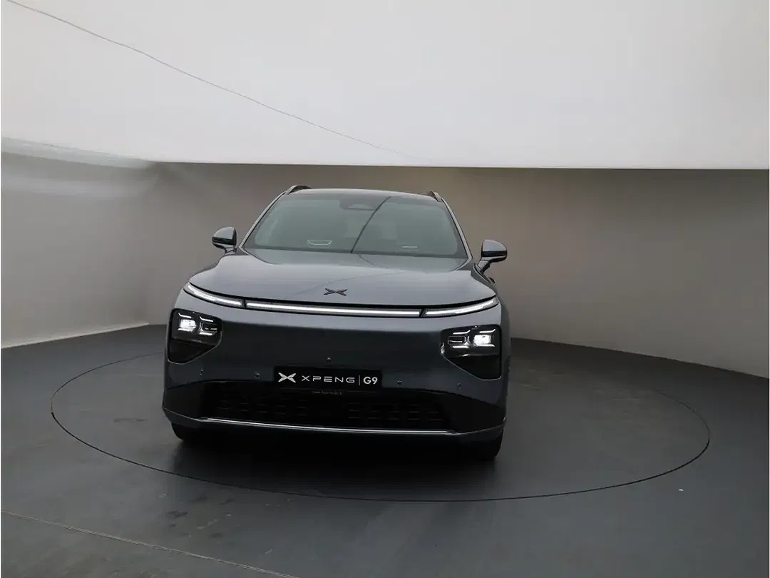 Xpeng G9 AWD Performance MY2025 - Thumbnail 3