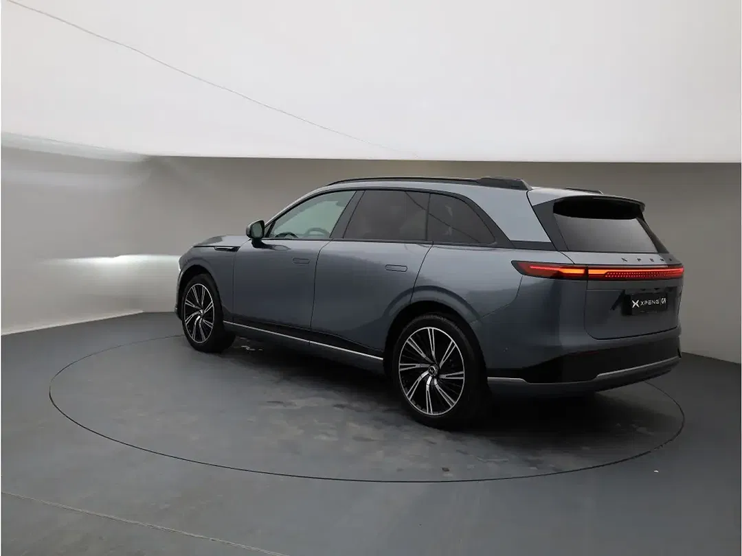 Xpeng G9 AWD Performance MY2025 - Thumbnail 8