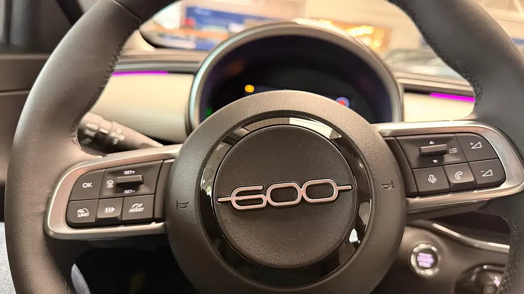 Fiat 600e La Prima - Thumbnail 21