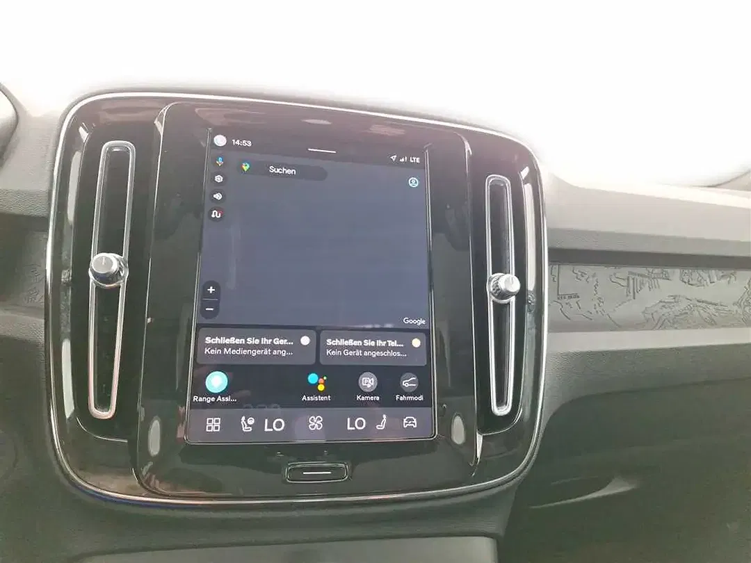 Volvo C40 Recharge Plus Core - Thumbnail 12