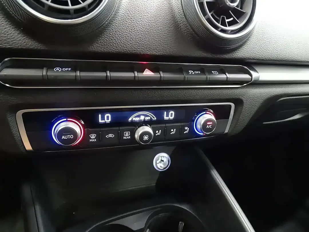 Audi A3 Sportback - Thumbnail 12