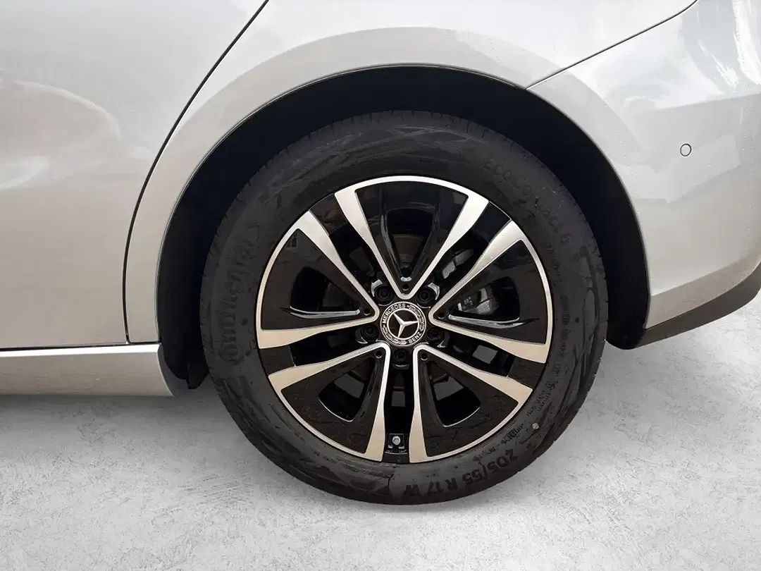 Mercedes-Benz B 180 Progressive Advanced - Thumbnail 4