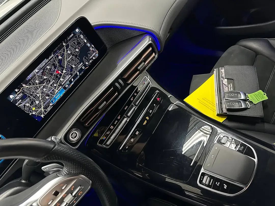 Mercedes-Benz EQC 400 AMG Line - Thumbnail 14