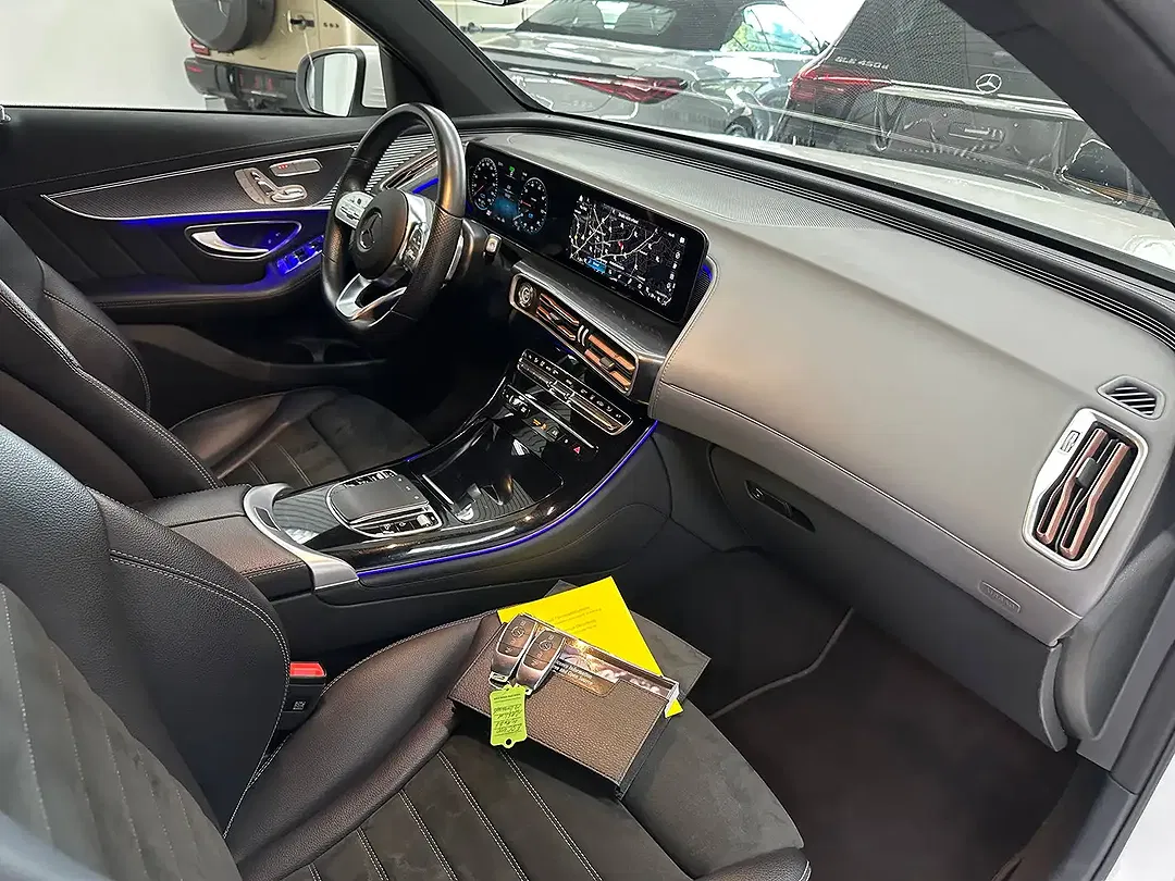 Mercedes-Benz EQC 400 AMG Line - Thumbnail 8