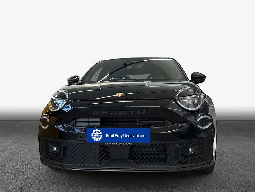 Abarth 600e Competizione - Thumbnail 3