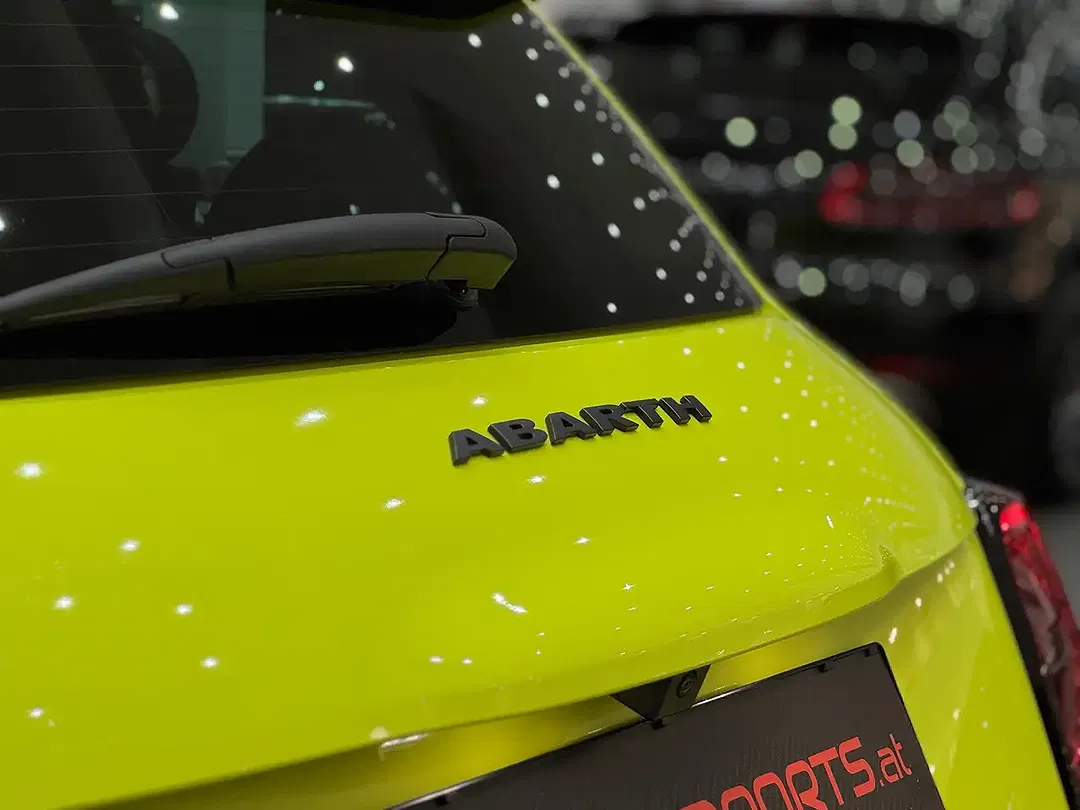 Abarth 500e Scorpionissima Limited - foto 15