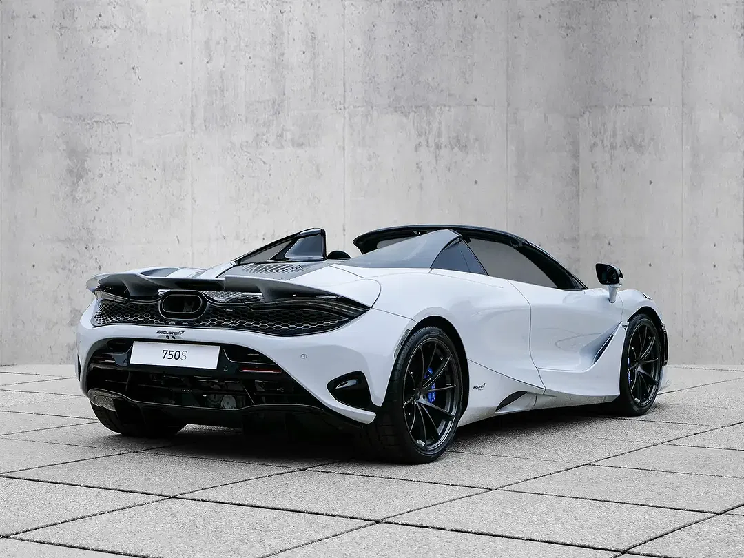 McLaren 750S MSO Black Pack Spider - Thumbnail 3