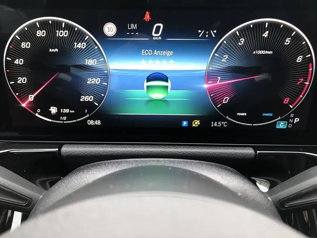 Mercedes-Benz GLA 200 AMG MBUX Night - Thumbnail 9