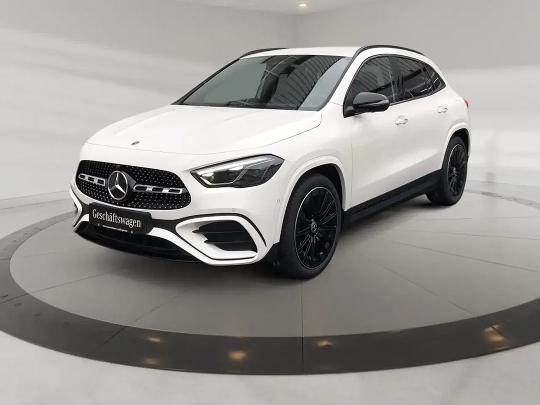 Mercedes-Benz GLA 200 AMG MBUX Night - Afbeelding 1