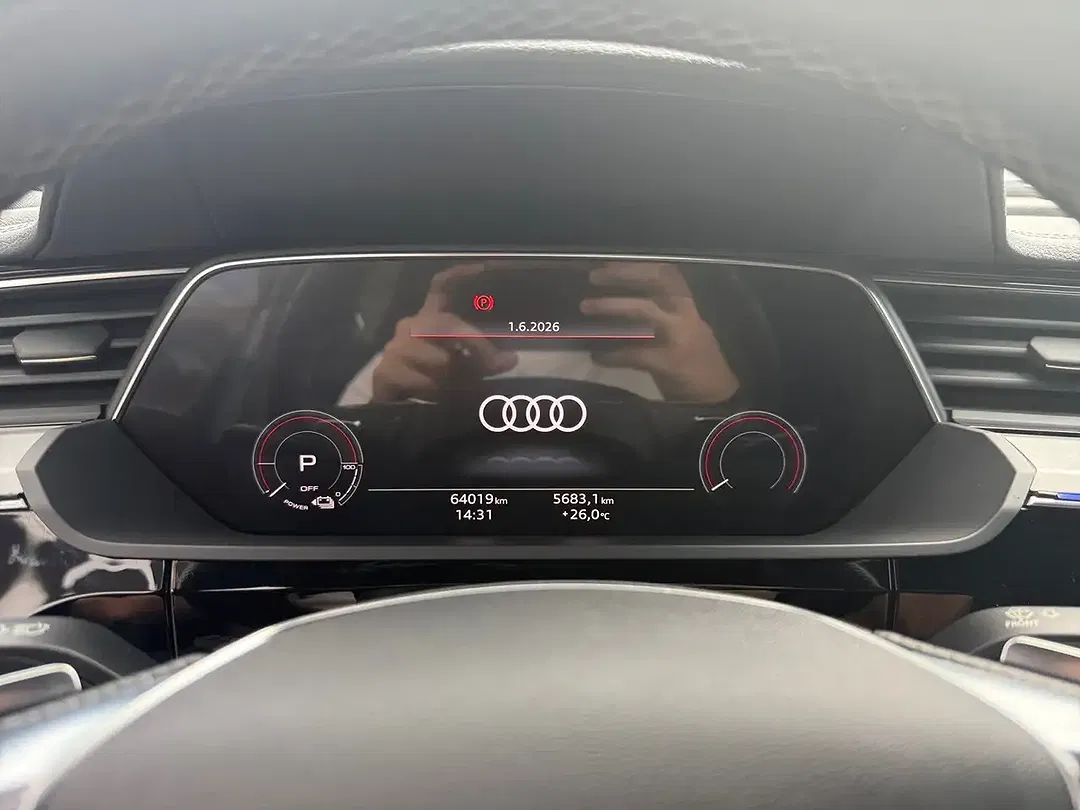 Audi Q8 e-tron 50 quattro S line - Thumbnail 10