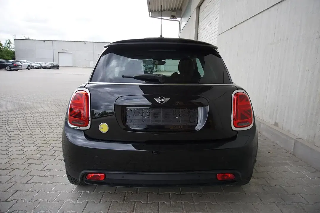 MINI Cooper SE - Thumbnail 7