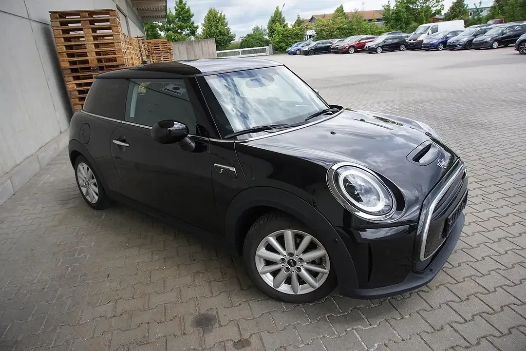 MINI Cooper SE - Thumbnail 8