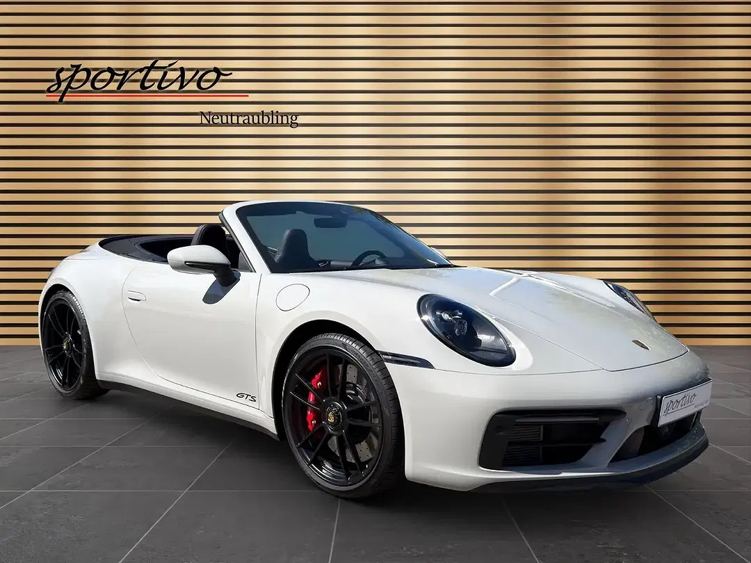 Porsche 992 Carrera 4 GTS Cabriolet - Thumbnail 7